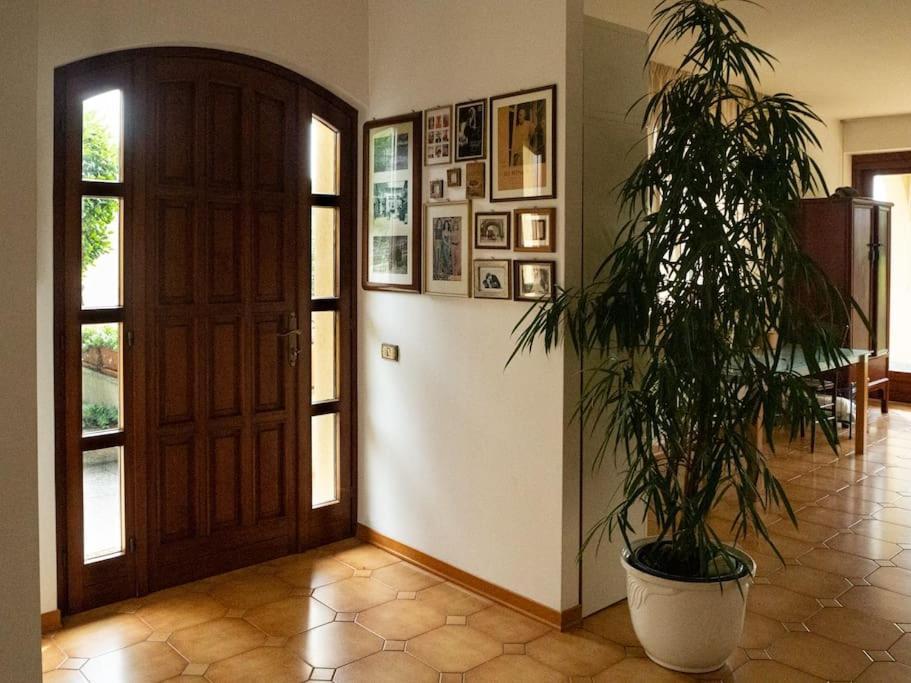 La Tua Villa Sul Lago - Casa Kollegger Luino Exteriör bild